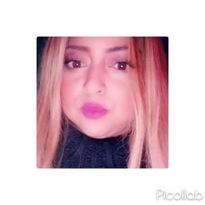 Meet your Posher, Sandy